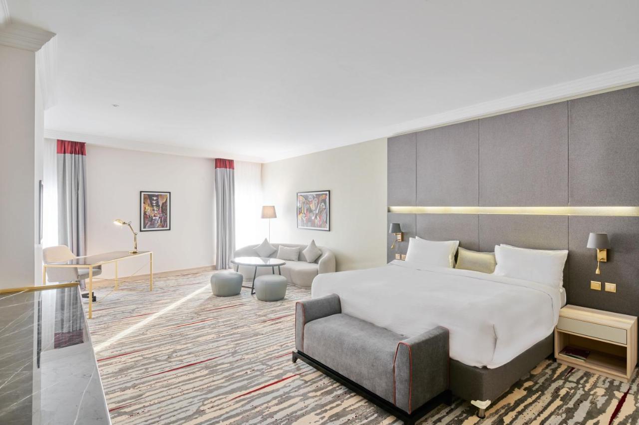 Ramada By Wyndham Doha Old Town Hotel Exterior foto